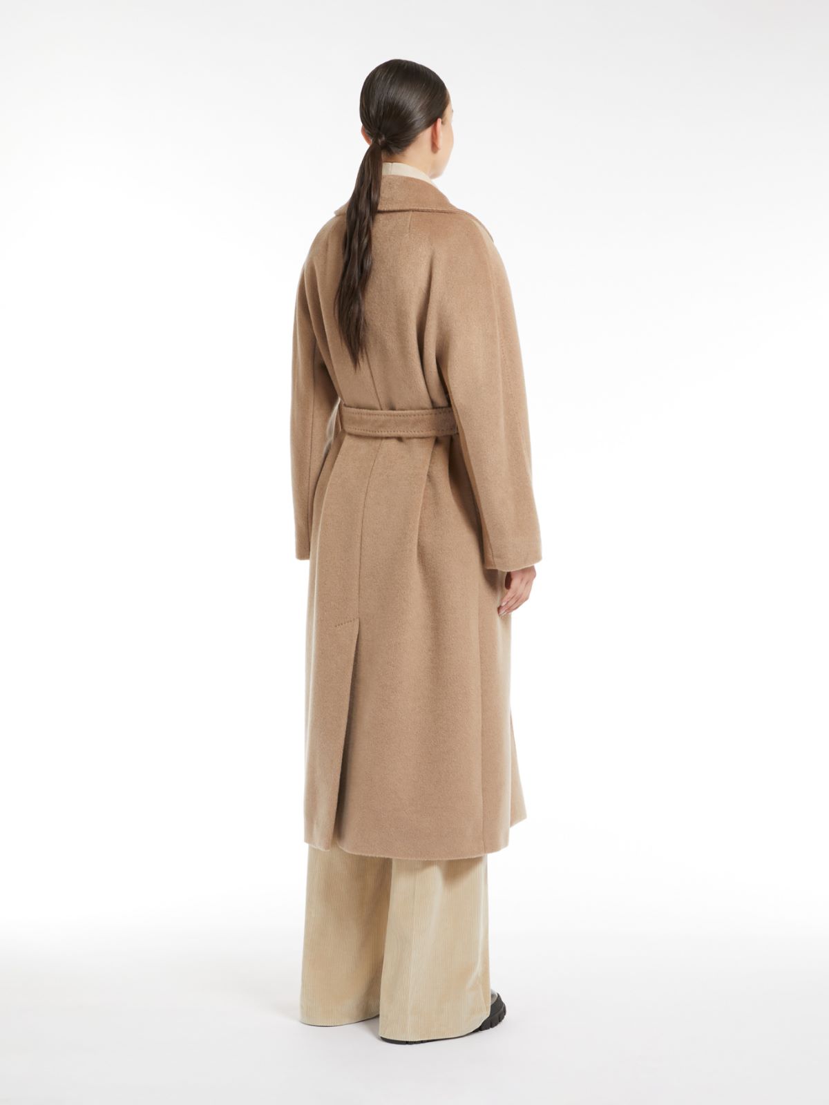Weekend Cappotto a vestaglia in lana e alpaca In Vendita