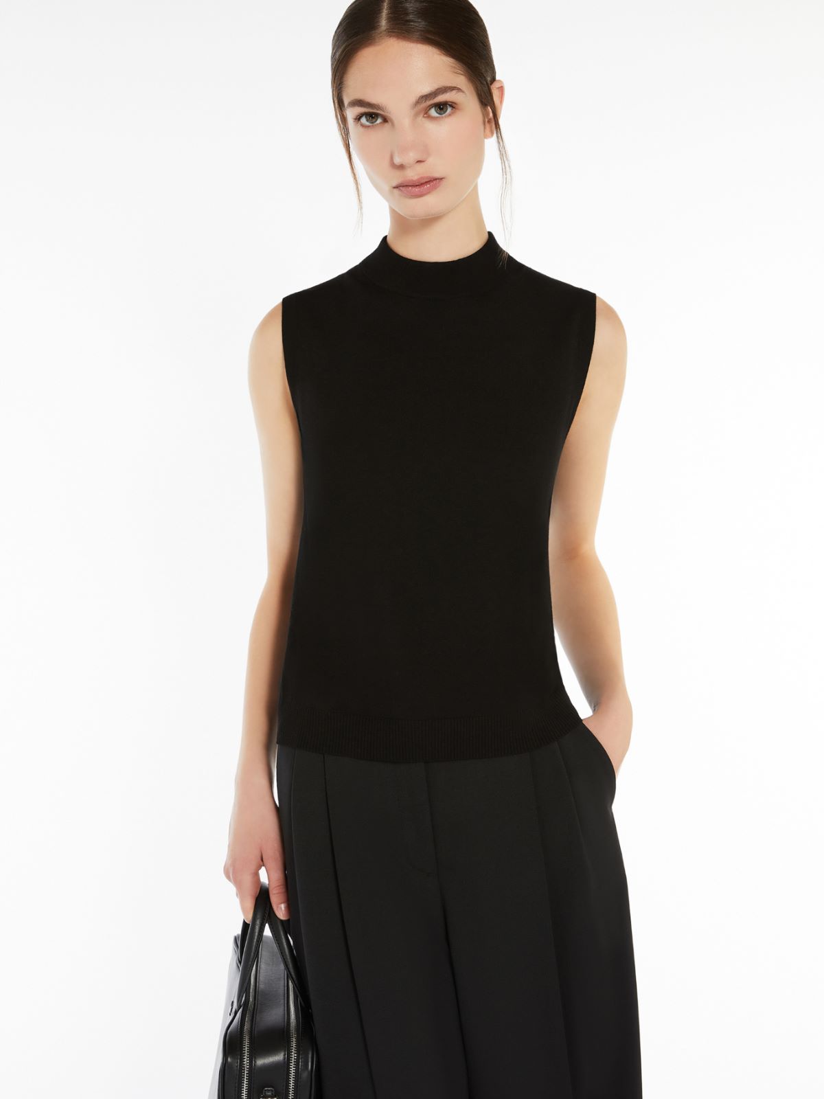 Weekend Top in filato di viscosa stretch Vendita Calda