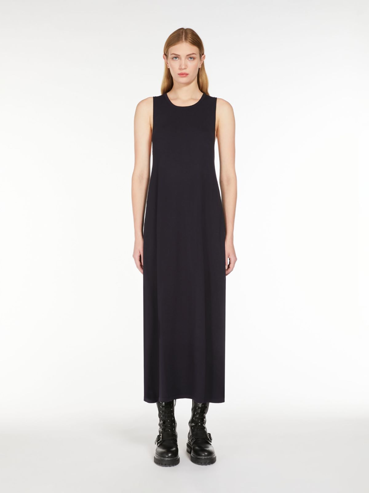 Weekend Abito smanicato in viscosa stretch Fino Al -60%