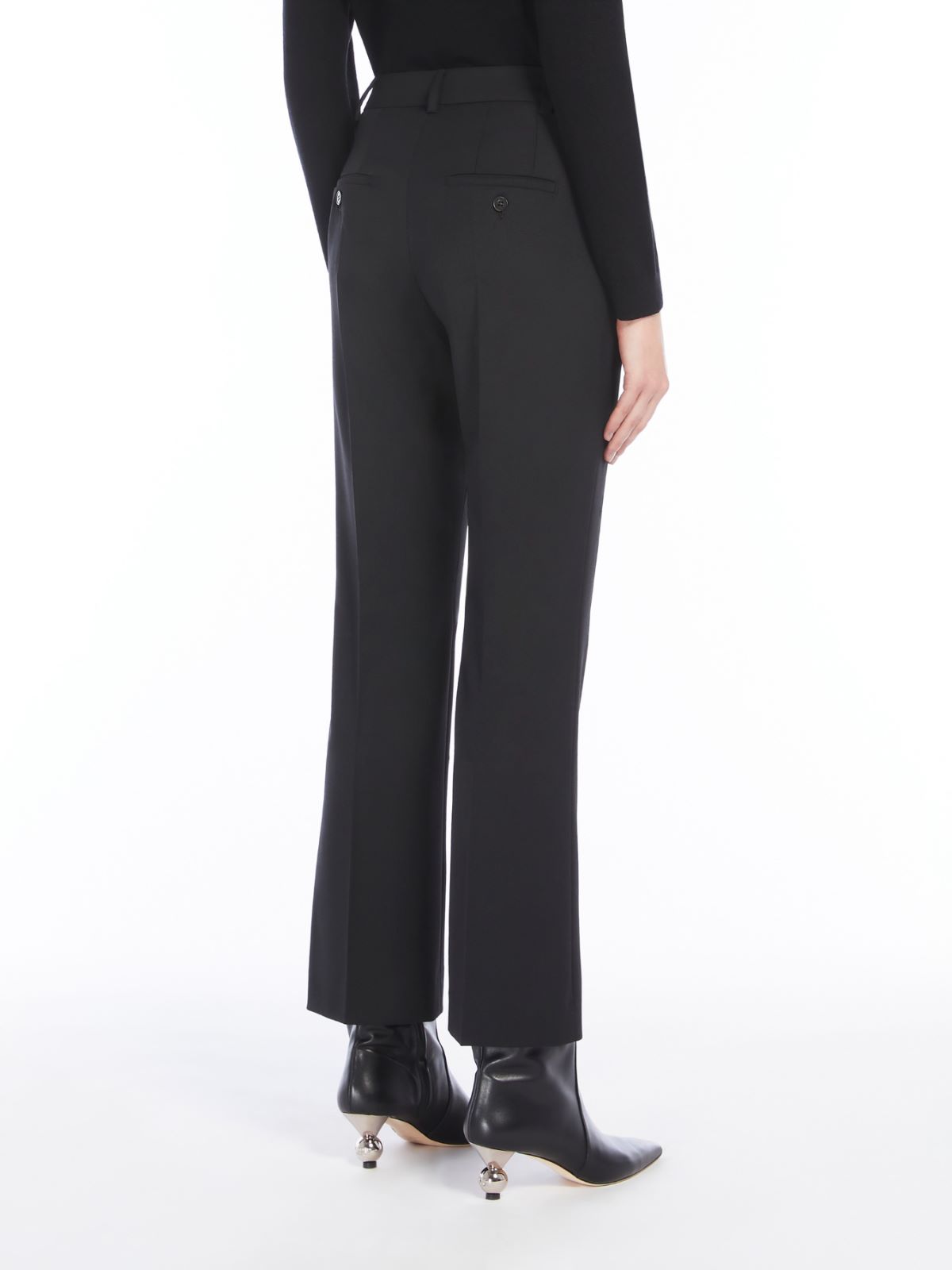 Weekend Pantalone dritto in lana tecnica Sottocosto
