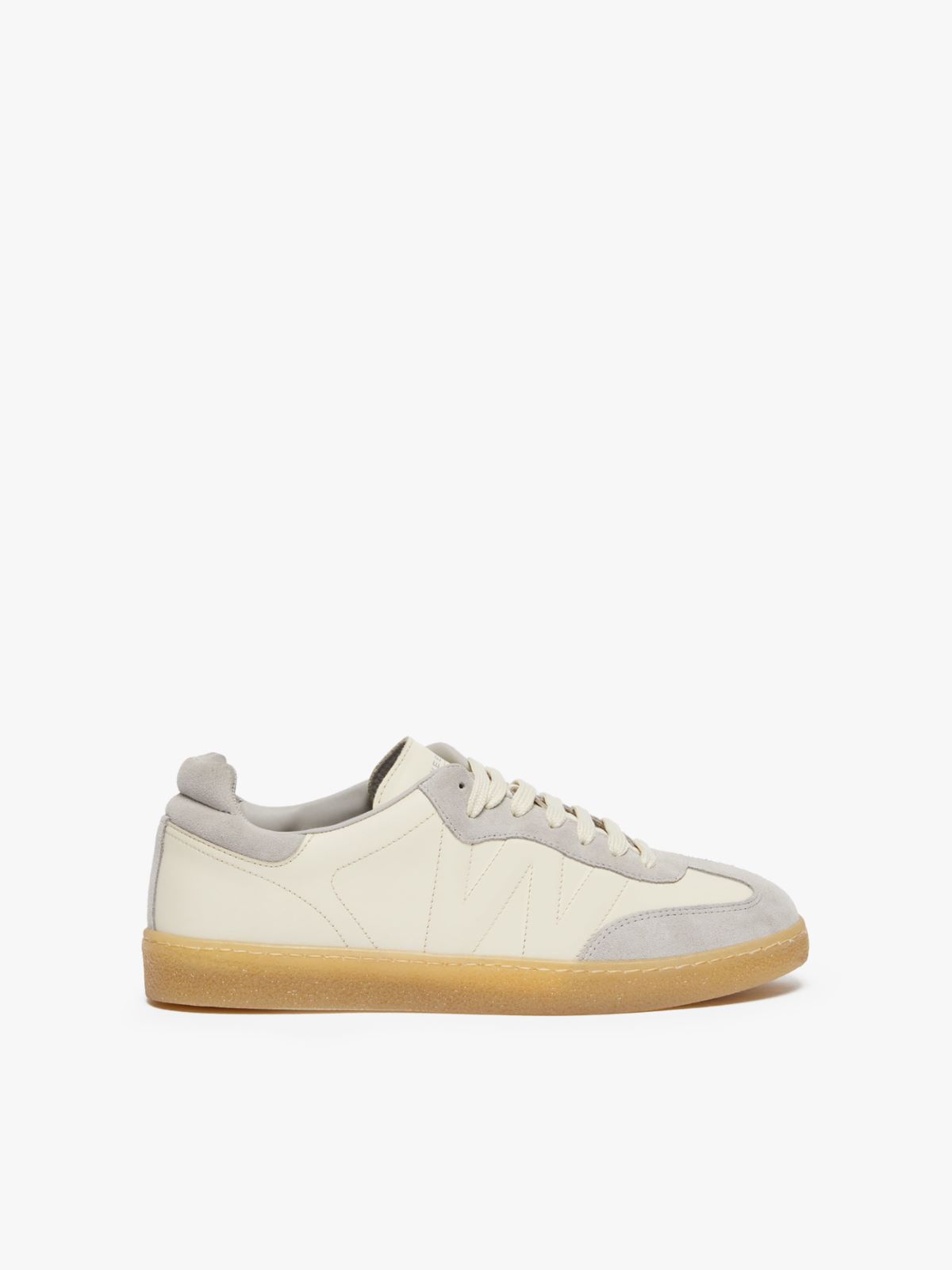 Weekend Sneaker in suede