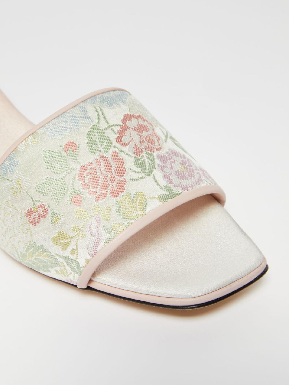 Weekend Sandalo flat in seta jacquard Promozione