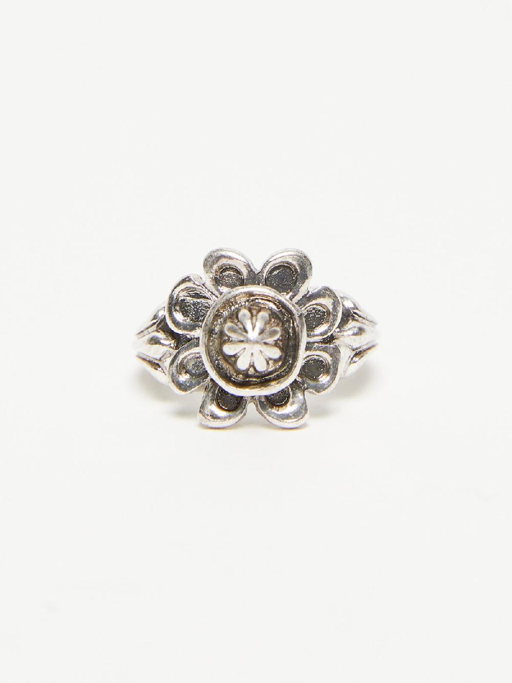 Weekend Anello a fiore