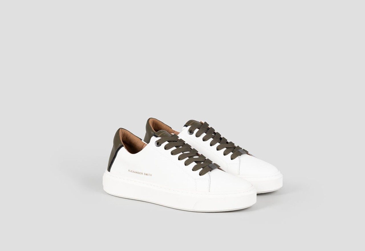 Alexander Smith LONDON MAN WHITE MILITARY Offerte