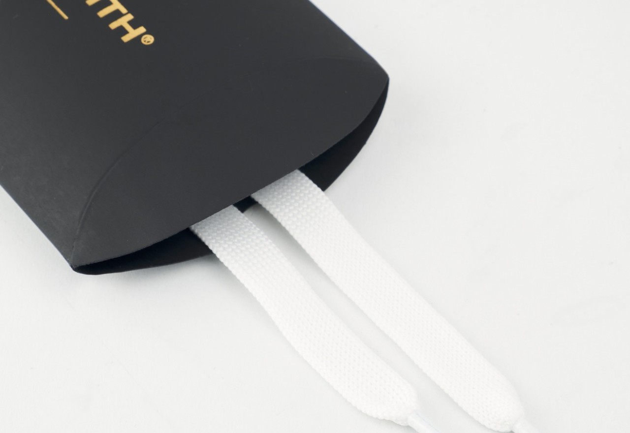 Alexander Smith WHITE LACES MAN - Wembley & Bond Acquista Ora