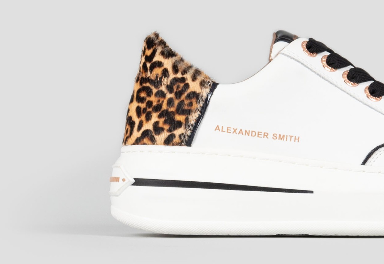 Alexander Smith LANCASTER WOMAN WHITE MAC SAND Saldi
