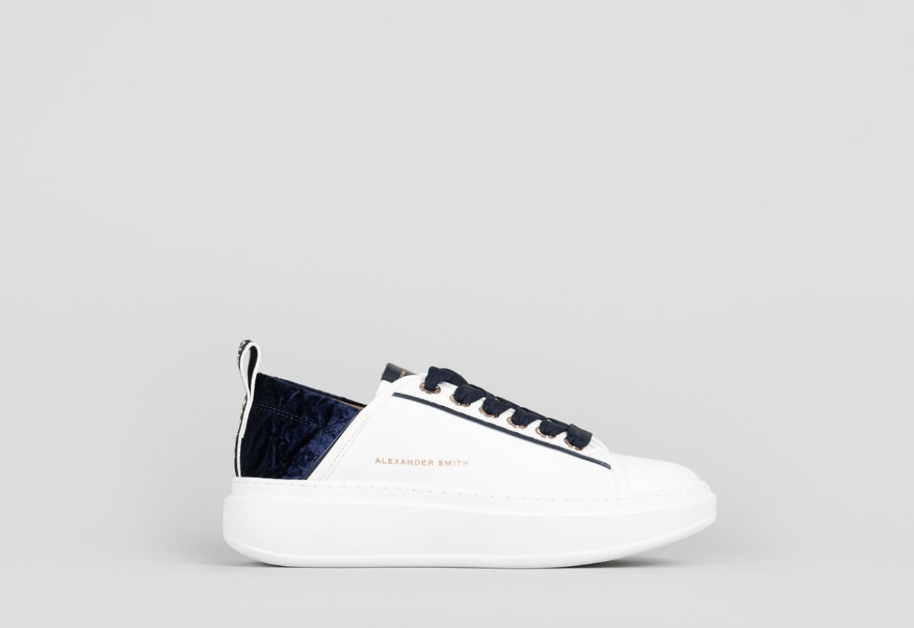 Alexander Smith WEMBLEY WOMAN WHITE BLUE