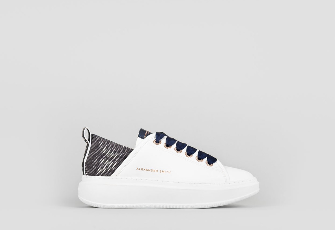 Alexander Smith WEMBLEY WOMAN WHITE BLUE