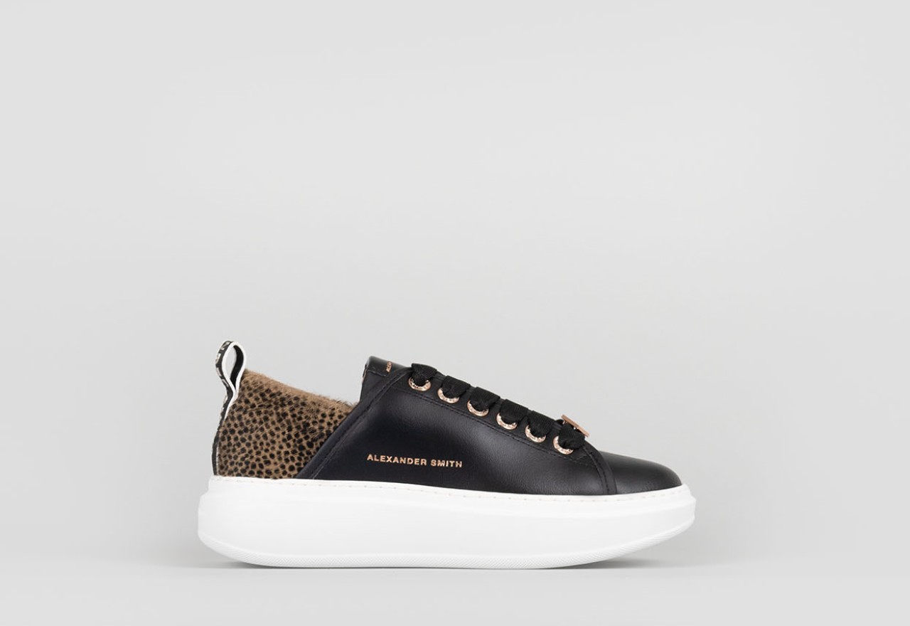 Alexander Smith WEMBLEY WOMAN BLACK SAND